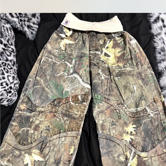 New Revice Baggy Jeans size Small in ‘Oakland’ Camo - Picture 8 of 9